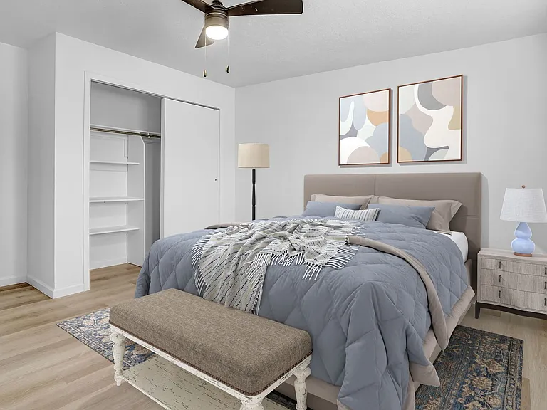 254 N 700 W — Photo 32