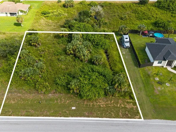 819 Milwaukee Blvd, Lehigh Acres, FL 33974