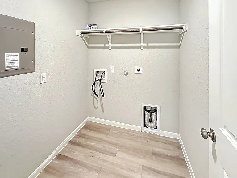 518 Summersweet Rd — Photo 15