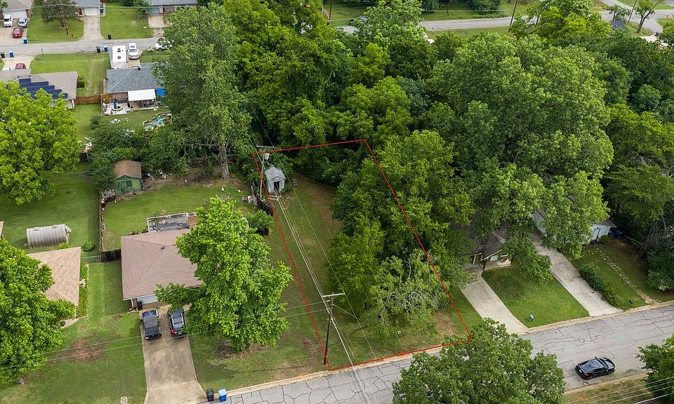 1st image of 911 Thatcher St