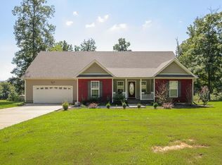 1500 Haynes Rd, Woodlawn, TN 37191