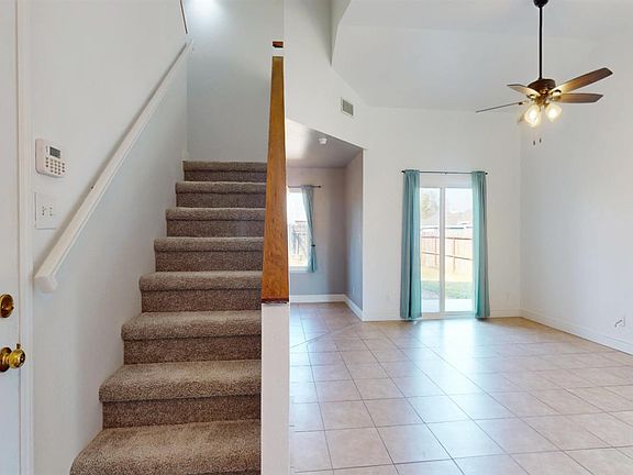 3rd image of 4622 W Griffith Way