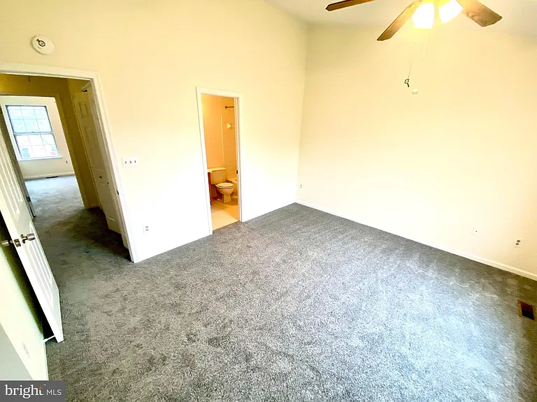 1468 Nestlewood Ct — Photo 12