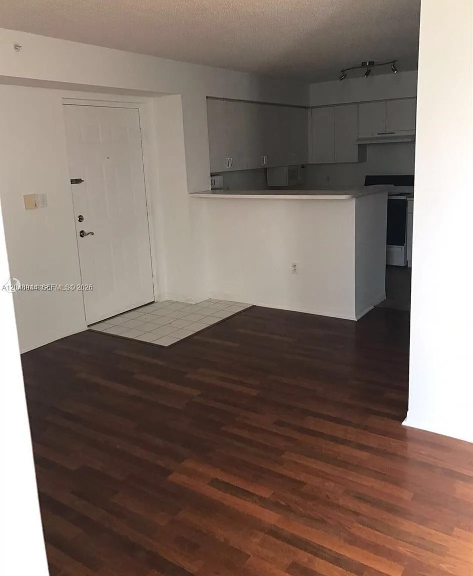 Enclave At Doral Condo No — Photo 2