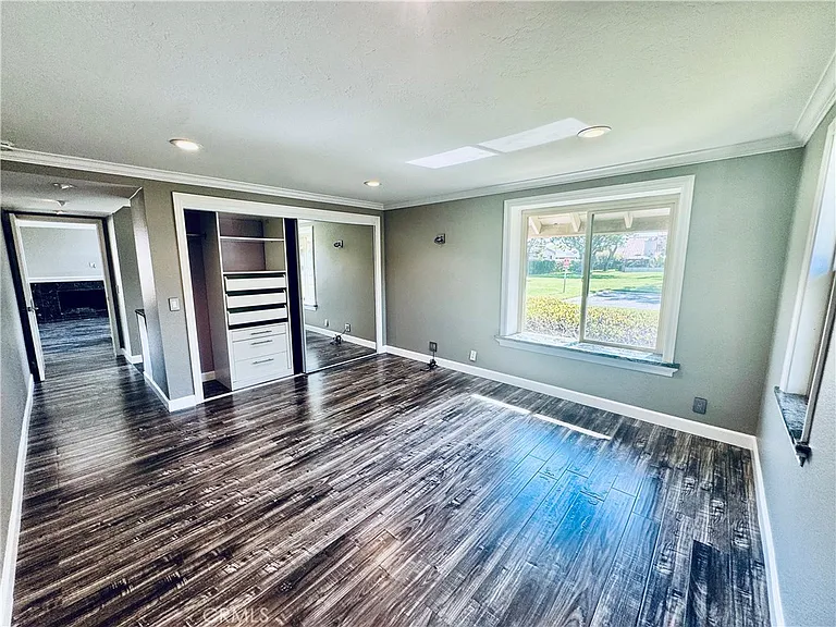 7895 Shell Cir — Photo 18