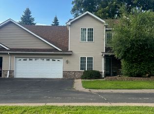 516 4th St N UNIT 2, Hudson, WI 54016