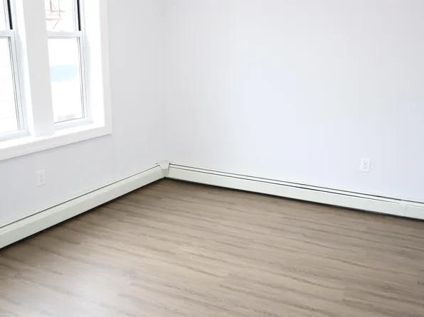 66 Romaine Avenue image 12 of 50