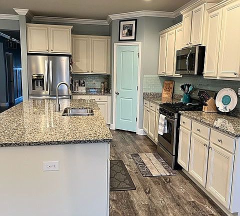 4th image of this home