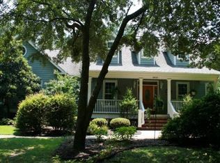 1601 Running Water Dr, Murrells Inlet, SC 29576