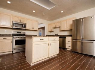 185 High Ridge Trl SE, Rio Rancho, NM 87124