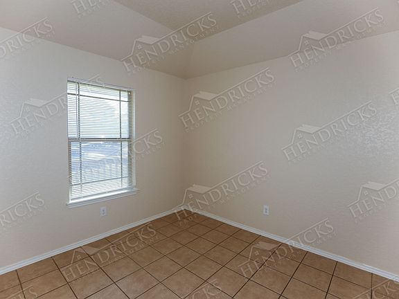 2nd image of 2935 Candleside Dr