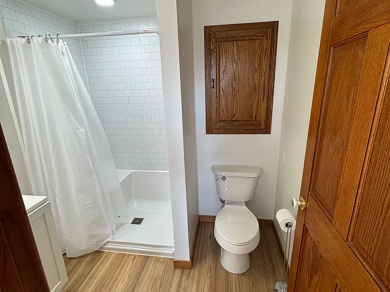 238 Pleasant St — Photo 15