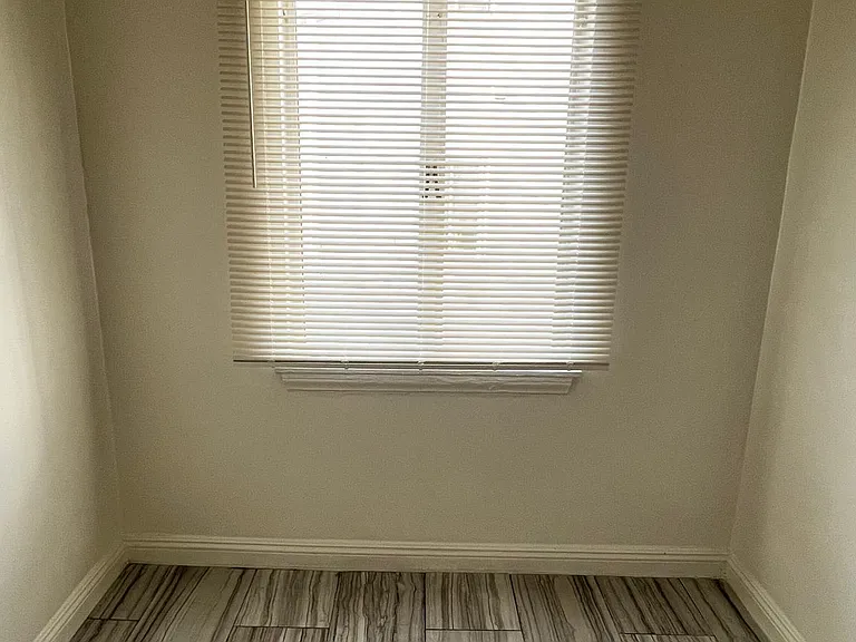 615 S Normandie Ave #47 — Photo 4