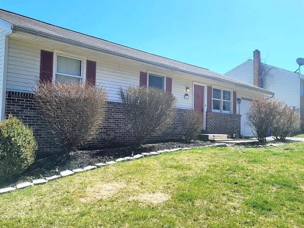 287 Diplomat Dr, Robesonia, PA 19551