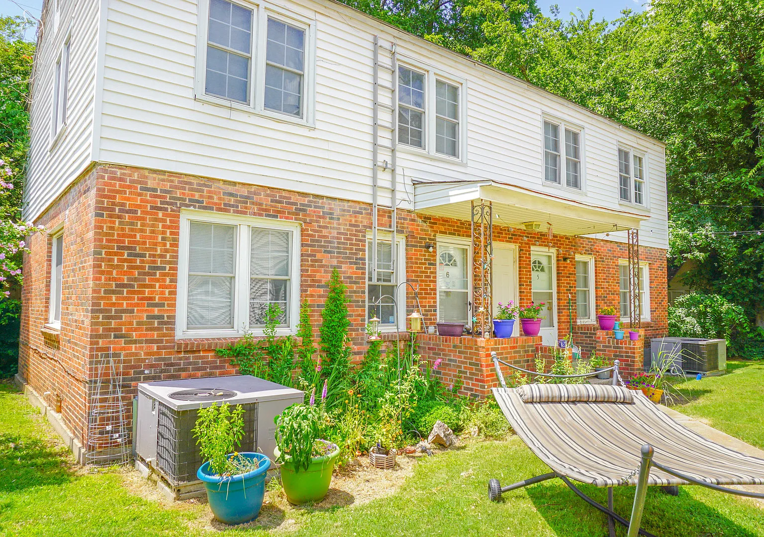 458 College Ave. — Photo 1