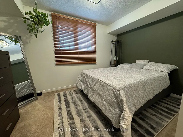 33 Petra Way #1 — Photo 5