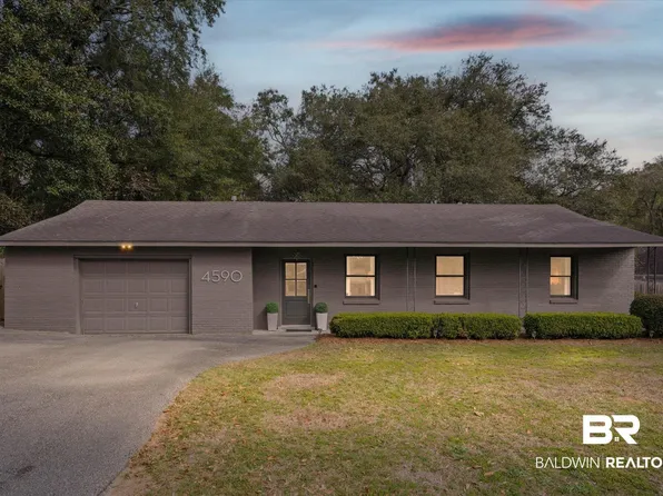 4590 Sunset Dr N, Mobile, AL 36608