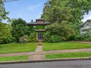 7 Woodside Rd, Madison, NJ 07940