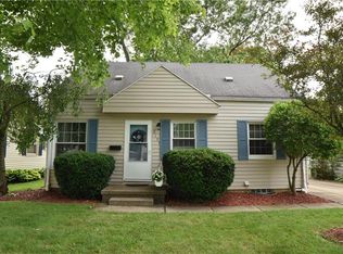 3189 Oakwood Dr, Cuyahoga Falls, OH 44221