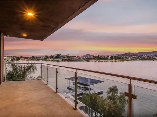 29743 Buggywhip Ct, Canyon Lake, CA 92587