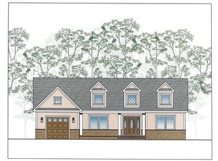 8 Toretta Ln, Farmingdale, NY 11735