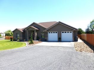 19705 Fairway Dr NW, Soap Lake, WA 98851