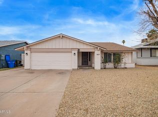 1627 E Saint Anne Ave, Phoenix, AZ 85042