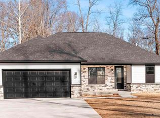 8190 S Stanford Rd, Bloomington, IN 47403