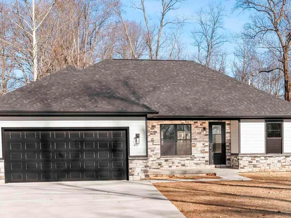 8190 S Stanford Rd, Bloomington, IN 47403