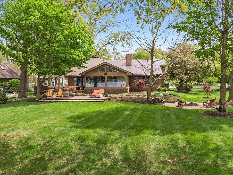 Welcome to 6 Stonecamp Trail