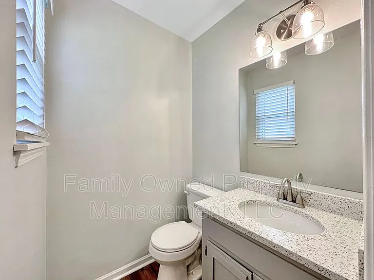 203 Pebble Creek Rd — Photo 12