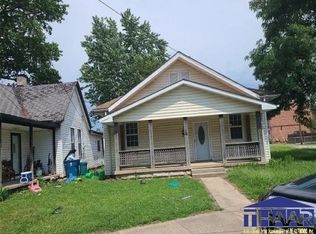 4 W Johnson Ave, West Terre Haute, IN 47885