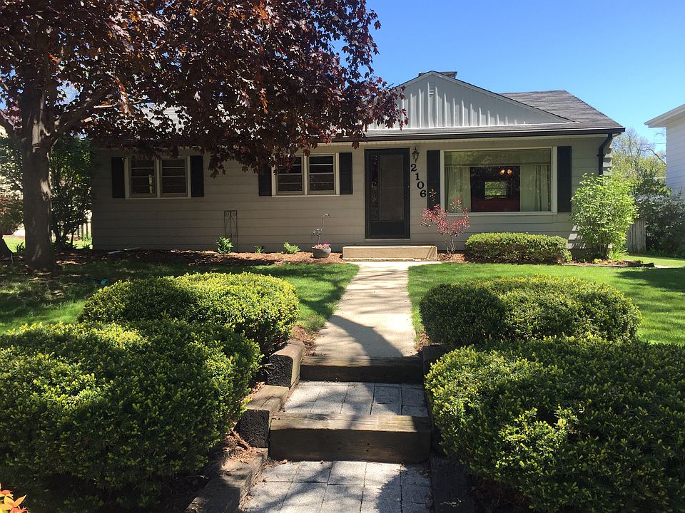 1st image of 2106 N 117th St