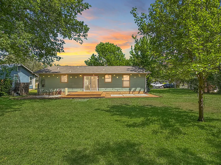 5306 Wellington Dr — Photo 25