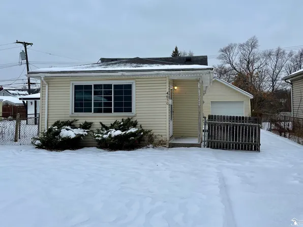 4630 Gertrude St, Dearborn Heights, MI 48125