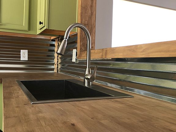 New counter, sink and faucet