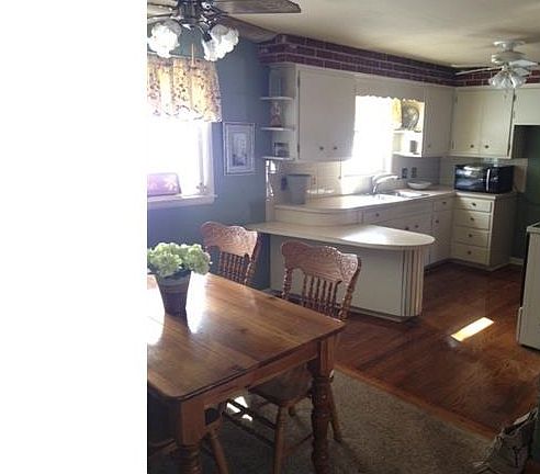 4th image of 6053 Tam O Shanter Dr
