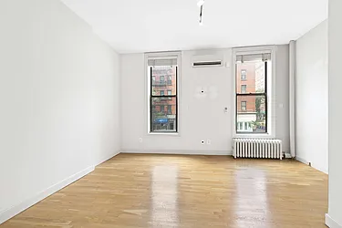 Rented by Cooper & Cooper Real Estate