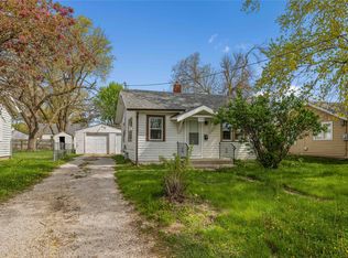 1319 Bundy St, Des Moines, IA 50315