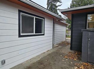 10828 3rd Ave S #2, Seattle, WA 98168