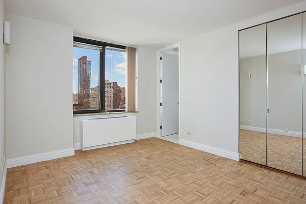 Rented by Brown Harris Stevens | media 19