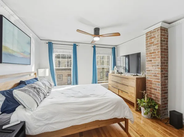 135 Van Horne Street image 8 of 20