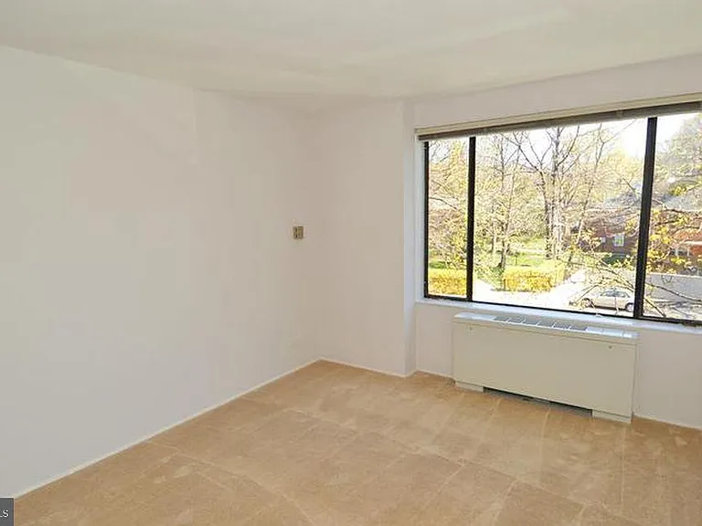 4501 Arlington Blvd #321 — Photo 11