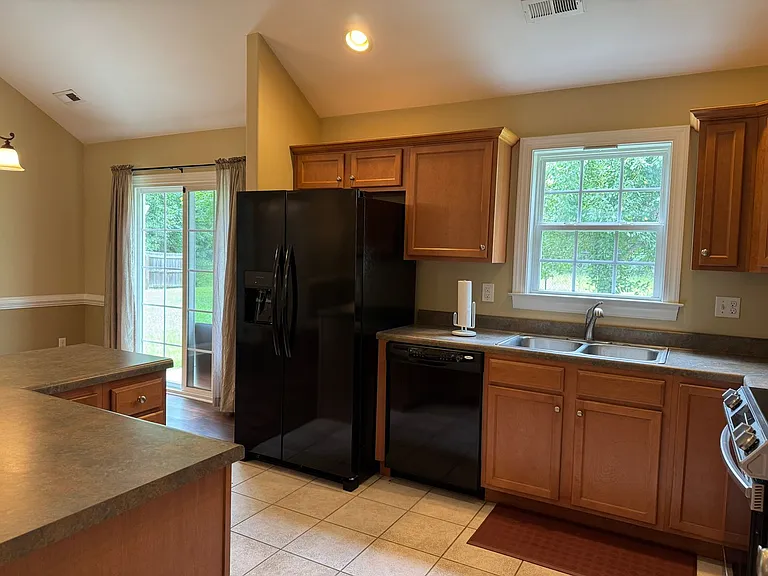 3613 Delesa Ct — Photo 8