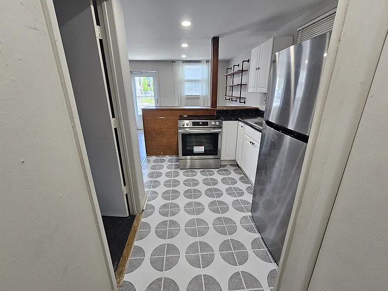 1200 S Wood Ave #A — Photo 14