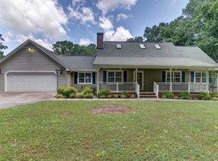 523 Old Pocket Rd, Lynch Station, VA 24571
