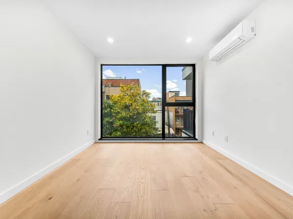 30-24 32nd Street image 7 of 11