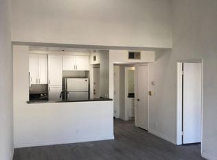 157 N Poinsettia Pl #285, Los Angeles, CA 90036