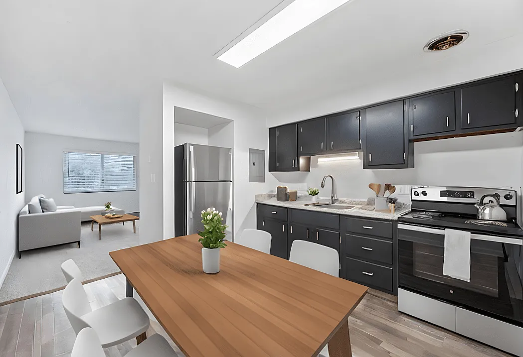 Flyer Pointe — Photo 1