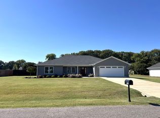 105 Dogwood Ln, Martin, TN 38237